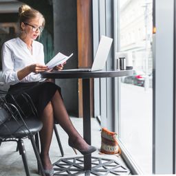 Änderungskündigung während Kurzarbeit: Rechtliche Komplexitäten und praktische Herausforderungen